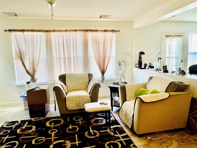 5707 Highbury Ct in Houston, TX - Building Photo - Building Photo