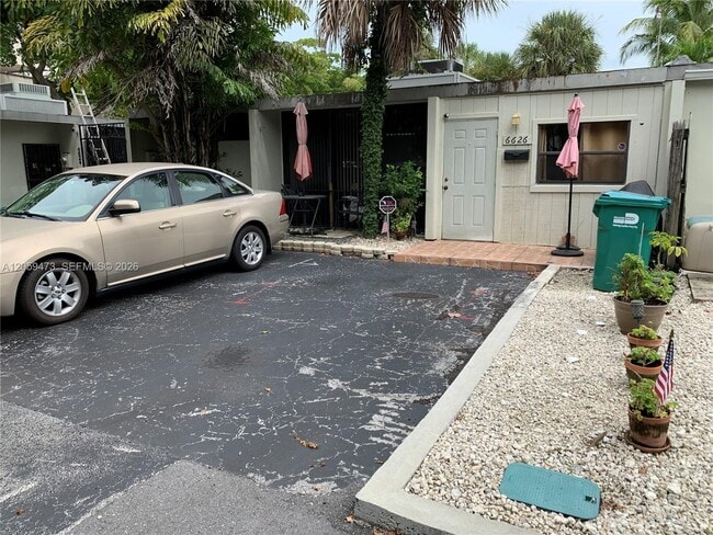 property at 6626 Miami Lakes Dr