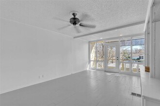 5210 Woodrow Ave in Austin, TX - Foto de edificio - Building Photo