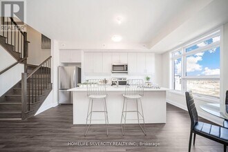 1577 Rose Way in Milton, ON - Building Photo - Building Photo