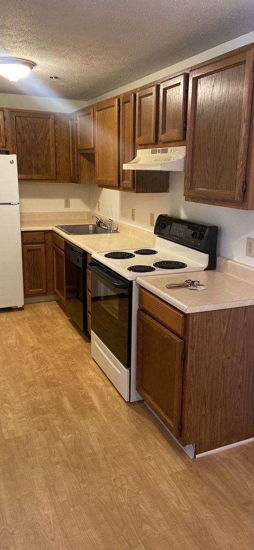 Dunns Bridge Apartments in Dover, NH - Foto de edificio - Interior Photo