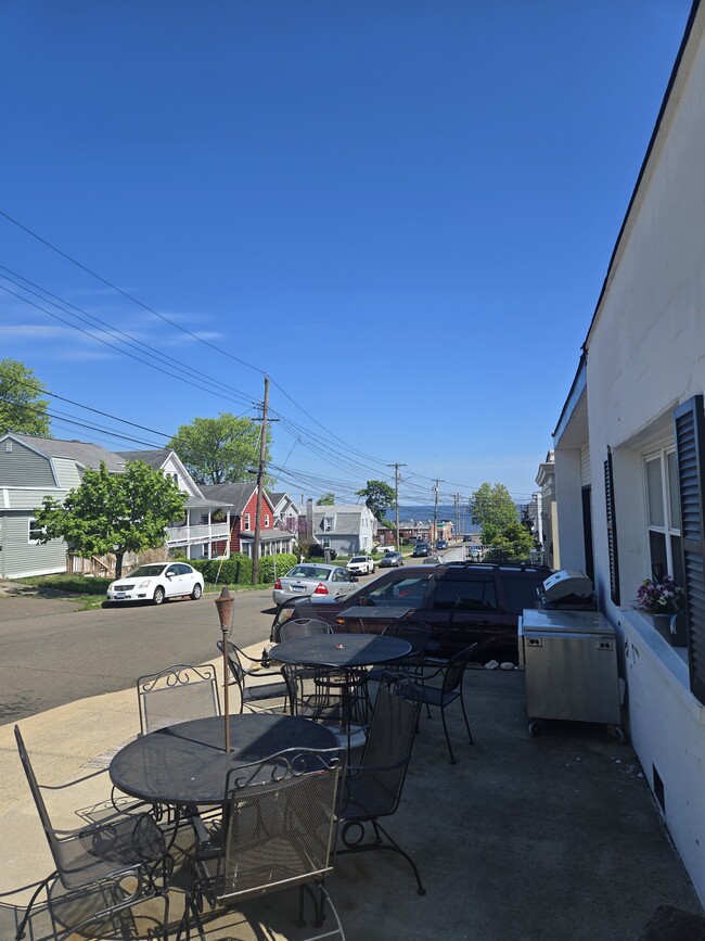 52 Prospect Ave, Unit Beachview Apartment
