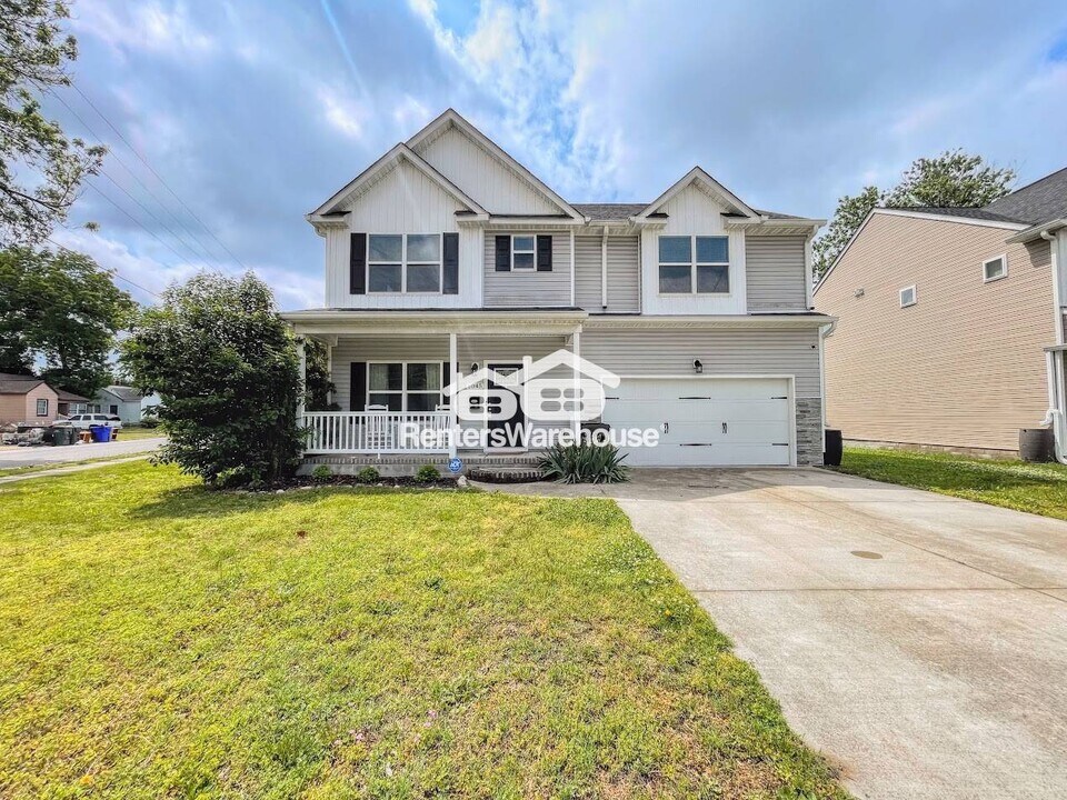 1045 Quail St in Norfolk, VA - Building Photo