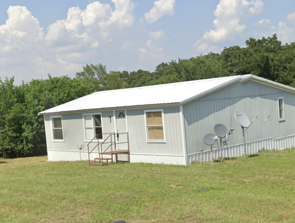 17650 Cr 3645 in Stonewall, OK - Building Photo