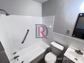 4253 Webber Pkwy in Minneapolis, MN - Building Photo - Building Photo