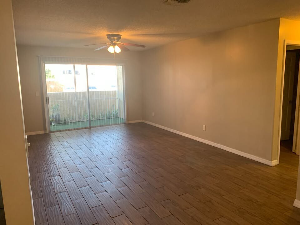 610 Kenwick Cir, Unit 103 in Casselberry, FL - Building Photo