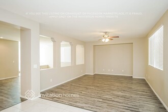 5073 Shadow Valley St in Las Vegas, NV - Building Photo - Building Photo