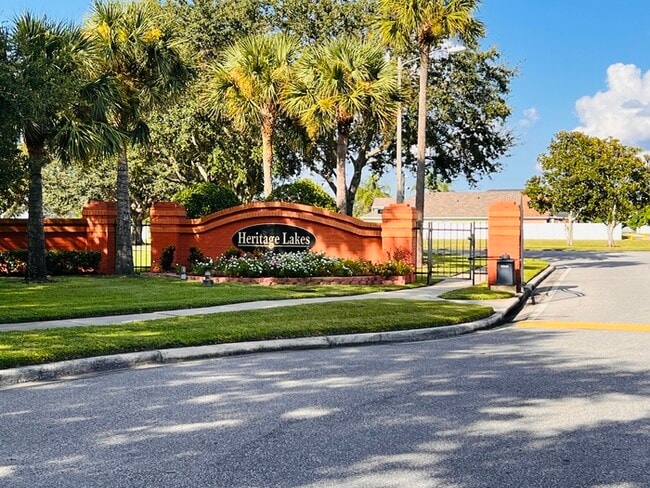 3204 Abiaka Dr in Kissimmee, FL - Building Photo - Building Photo
