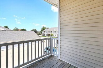 1760 SE LA Grant Pkwy, Unit #35 in Waukee, IA - Building Photo - Building Photo