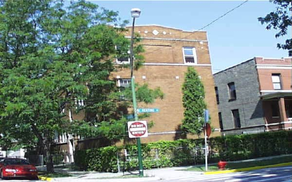 4742 W School St in Chicago, IL - Building Photo