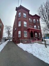 49 Benton St in Hartford, CT - Building Photo - Building Photo