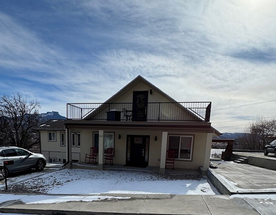 928 Park St in Trinidad, CO - Building Photo