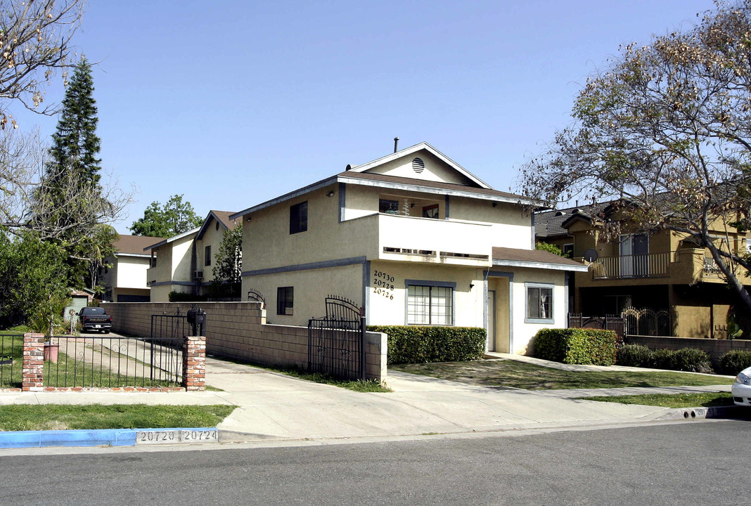 20726 Seine Ave in Lakewood, CA - Building Photo