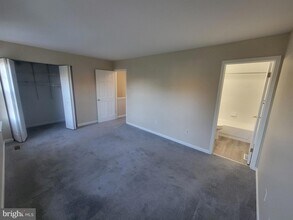 25 Offspring Ct in Perry Hall, MD - Foto de edificio - Building Photo