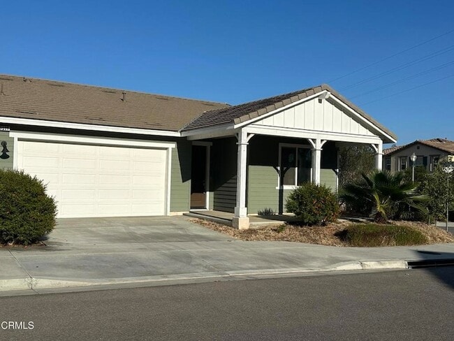 property at 1217 Redbud St