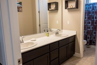 617 Copper Ridge Way in Oakley, CA - Building Photo - Building Photo