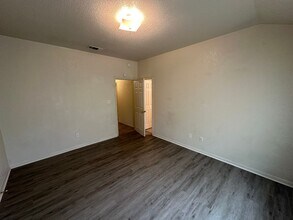 2609 Vernice Loop in Killeen, TX - Foto de edificio - Building Photo