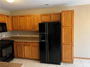 2408 Chanel St in Siloam Springs, AR - Building Photo - Building Photo