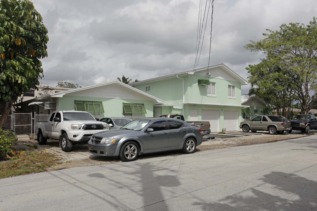 1201 NE 14th Ave in Fort Lauderdale, FL - Building Photo