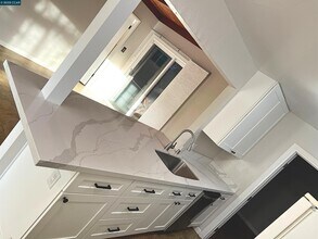 520 Dawkins Dr in Lafayette, CA - Building Photo - Building Photo