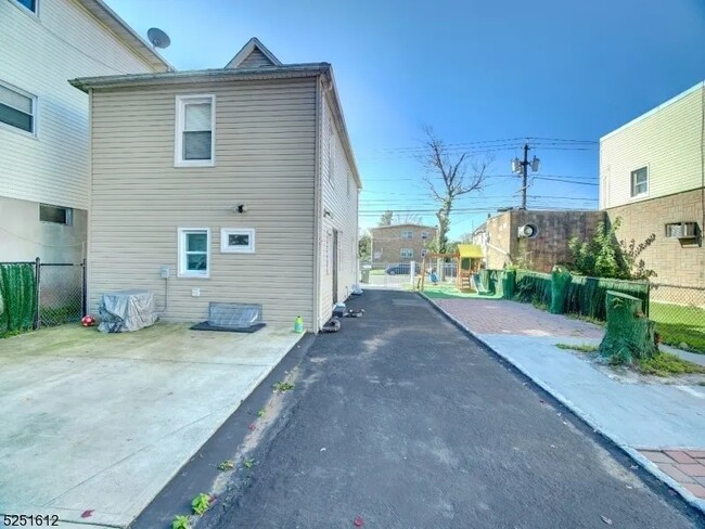1210 Roselle St in Linden, NJ - Building Photo - Building Photo