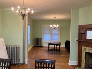 32 Huntington St, Unit 32 Huntington in Manchester, CT - Building Photo - Building Photo