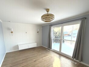 2106 Tepee Ave in Carpentersville, IL - Building Photo - Building Photo