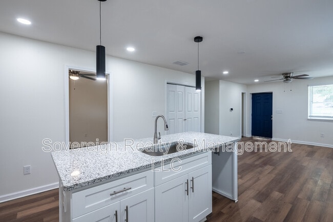 450 Paines Ave NW in Atlanta, GA - Building Photo - Building Photo