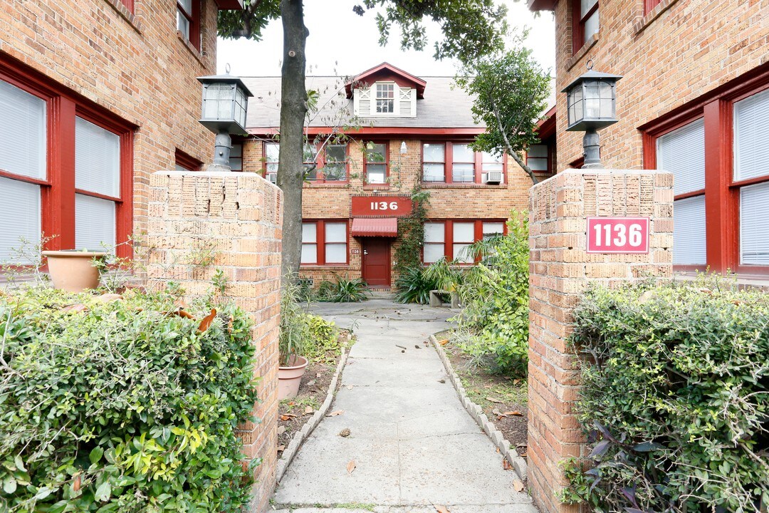 Berthea Apartments in Houston, TX - Building Photo