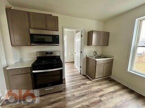 1249 Davis Ave NW in Grand Rapids, MI - Building Photo - Building Photo