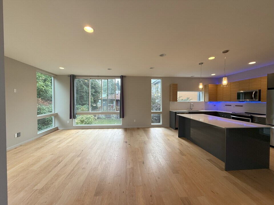 5007 Renton Ave S in Seattle, WA - Building Photo