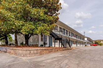 MF-13-Mill Creek Apartments in Fort Smith, AR - Foto de edificio - Interior Photo