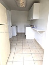 4610 SW 40th St in West Park, FL - Building Photo - Building Photo