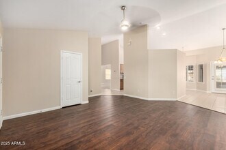 7002 E Exmoor Dr in Mesa, AZ - Building Photo - Building Photo