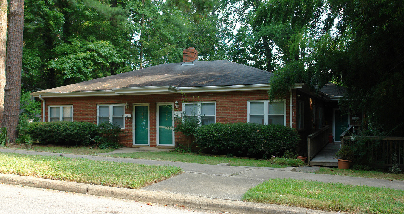 2900-2906 Oberry St in Raleigh, NC - Foto de edificio