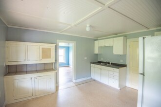 153 Station Dr in West Jefferson, NC - Building Photo - Building Photo