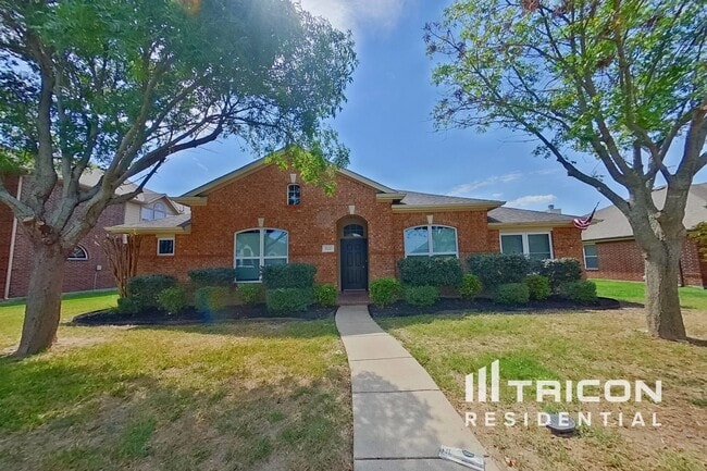 property at 522 Golden Bell Dr