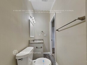 2996 Horse Shoe Dr in Atlanta, GA - Foto de edificio - Building Photo