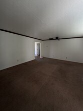 913 Clover Dr in Santa Rosa, CA - Building Photo - Building Photo
