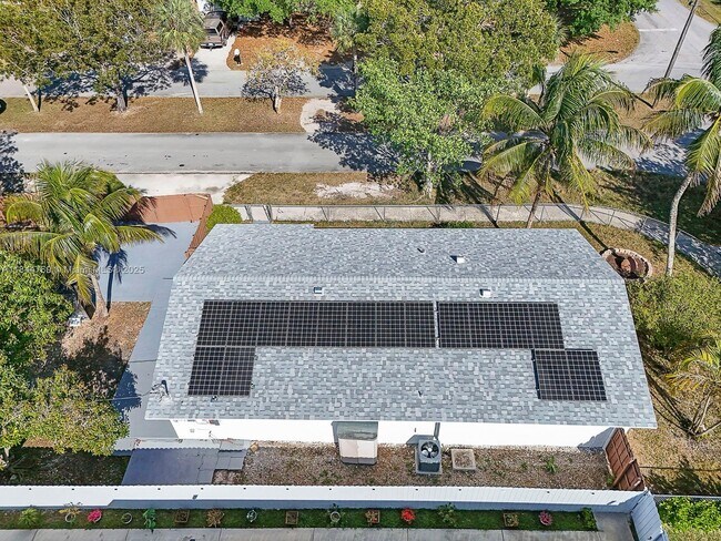 139 NE 17th St in Homestead, FL - Building Photo - Building Photo