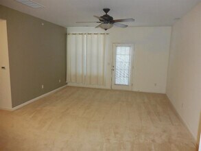 824 W Summerfield Gln Cir in Ann Arbor, MI - Building Photo - Building Photo