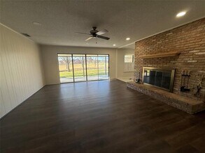 14435 Valley Hi Cir in Farmers Branch, TX - Building Photo - Building Photo