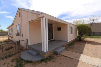 2344 Karen Ave in Kingman, AZ - Building Photo - Building Photo