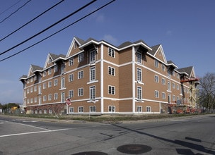 89 Lewis Bay Court in Hyannis, MA - Building Photo - Interior Photo