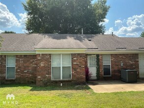 7825 Sarah Ann Dr S in Southaven, MS - Building Photo - Building Photo