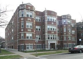 8101 S Drexel Ave in Chicago, IL - Building Photo