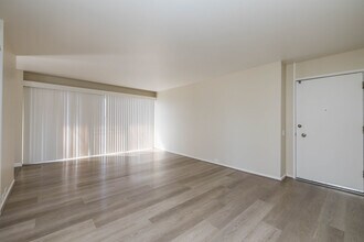 115 Moss in Oakland, CA - Building Photo - Building Photo