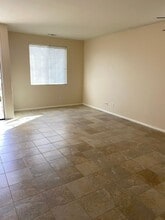 16820 Desert Lily St in Victorville, CA - Building Photo - Building Photo