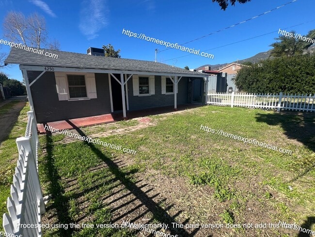 4250 N H St in Arrowhead Farms, CA - Building Photo - Building Photo