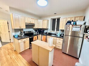 616 Columbus Ave, Unit 5 in Boston, MA - Foto de edificio - Building Photo